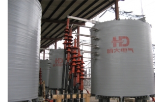 運行于黃海鋼鐵 額定電壓35kV,工作頻率40-60Hz 可調(diào)電抗器